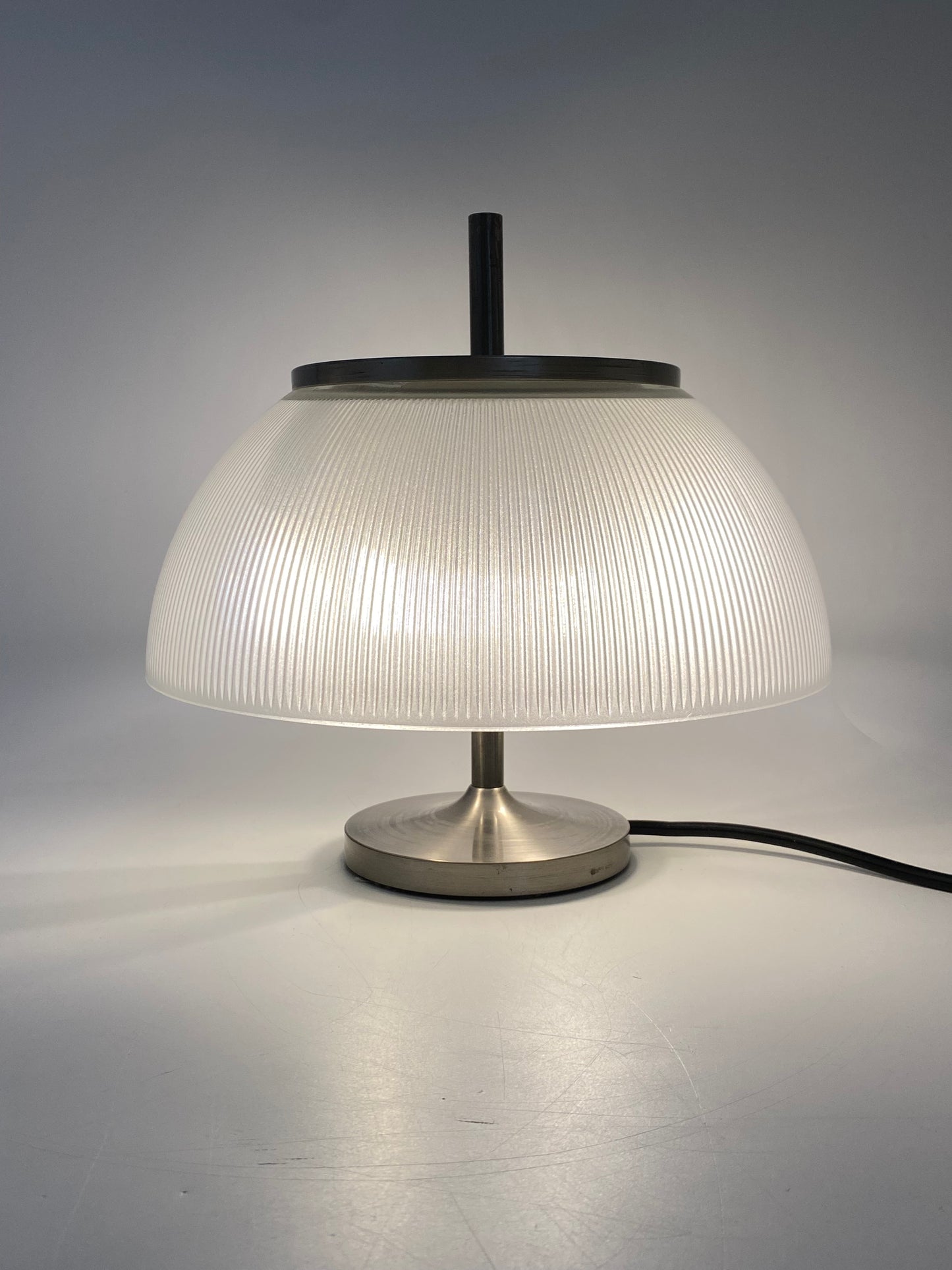 Tischlampe "Alfetta" von Sergio Mazza für ARTEMIDE, 1966 Italien
