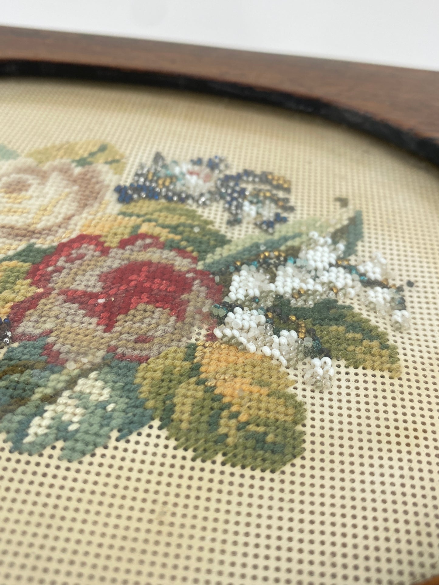 Antike Edelholz Schatulle mit Stickerei, um 1900