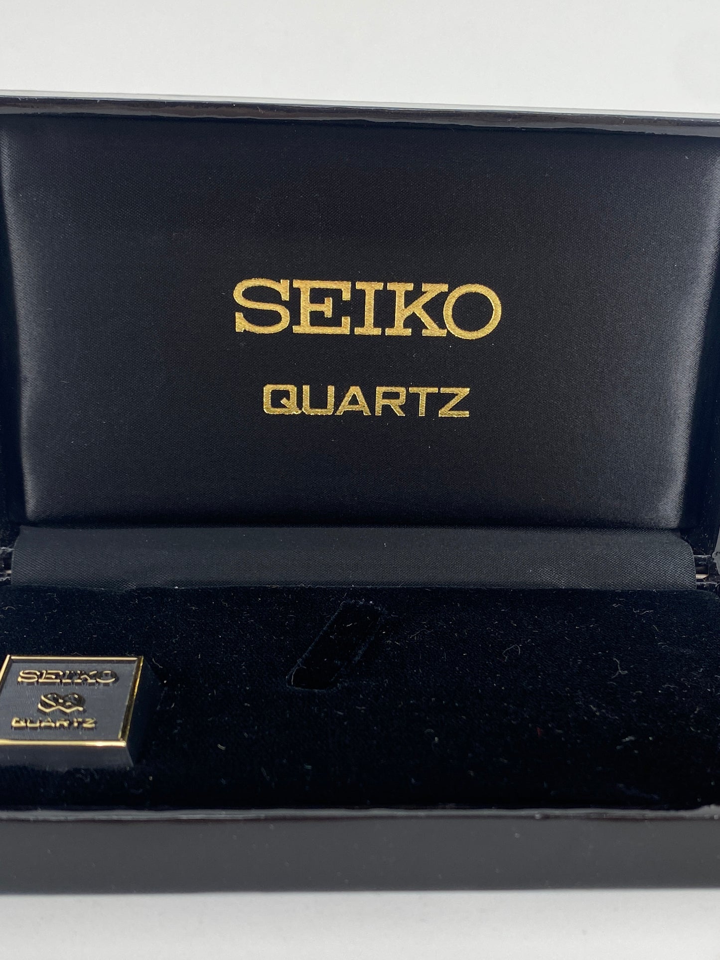Uhren Box E-BM42 von SEIKO Quartz, Japan
