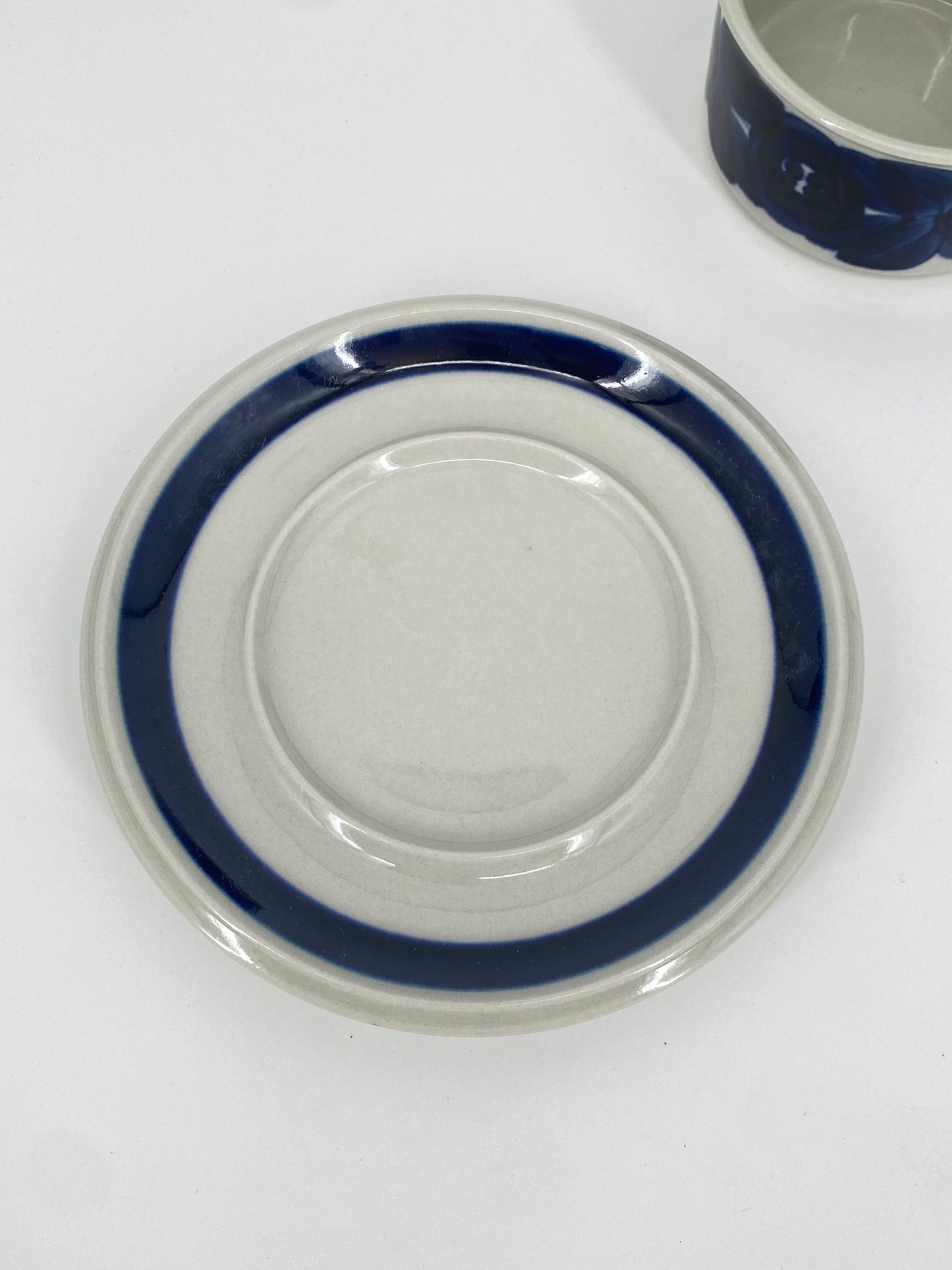 3x "Anemone" Keramik Teetassen mit Kanne von Ulla Procope für Arabia Finland