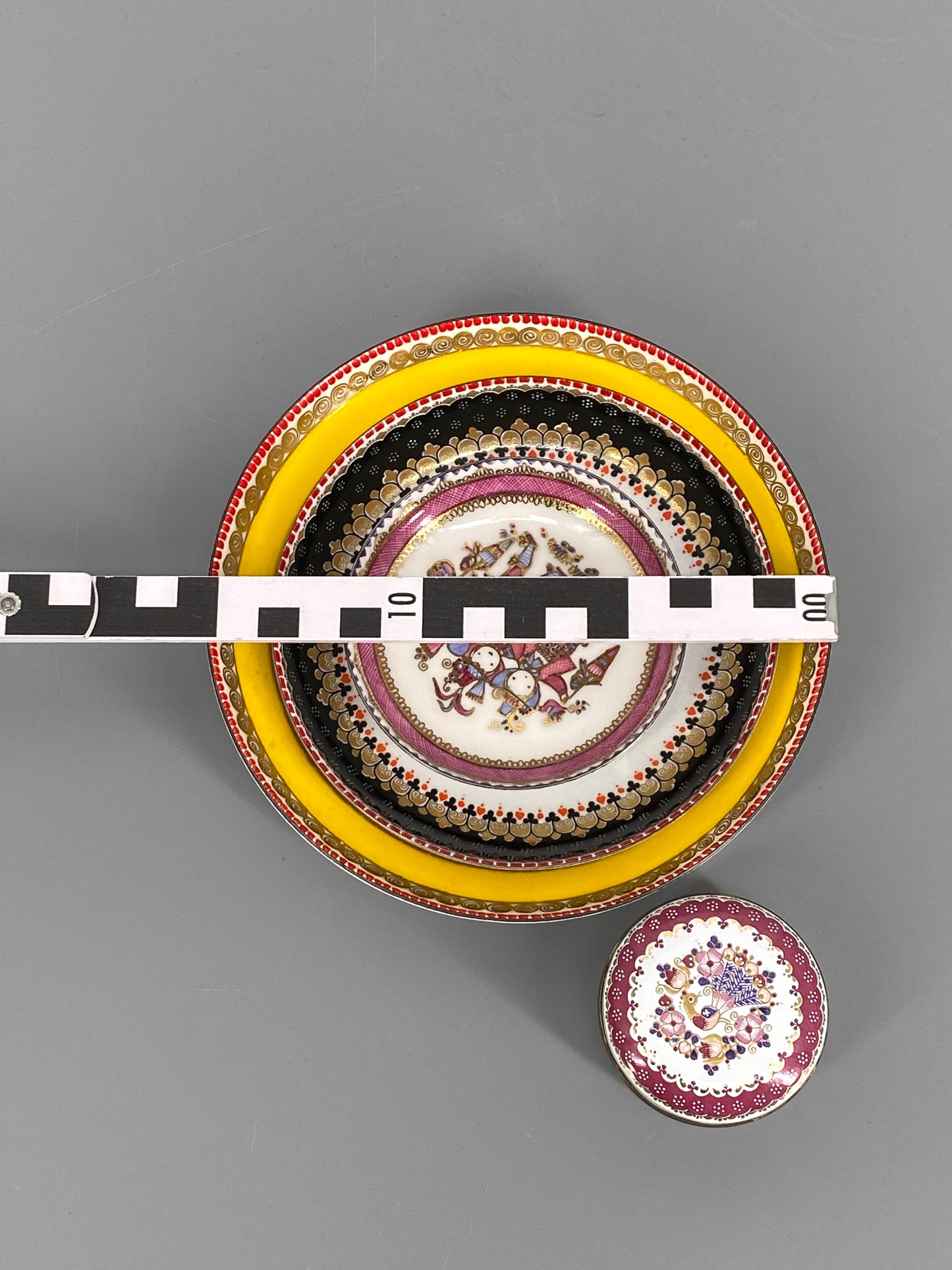 Handbemalte Emaille Schalen von Studio Steinböck, Österreich