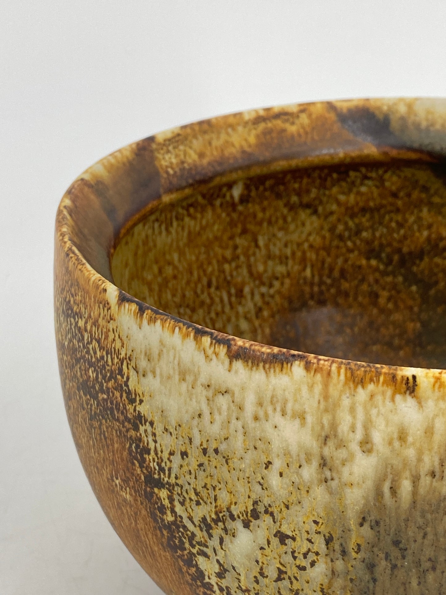 Keramikschale aus den Keramikwerkstätten von Renate & Hans Heckmann