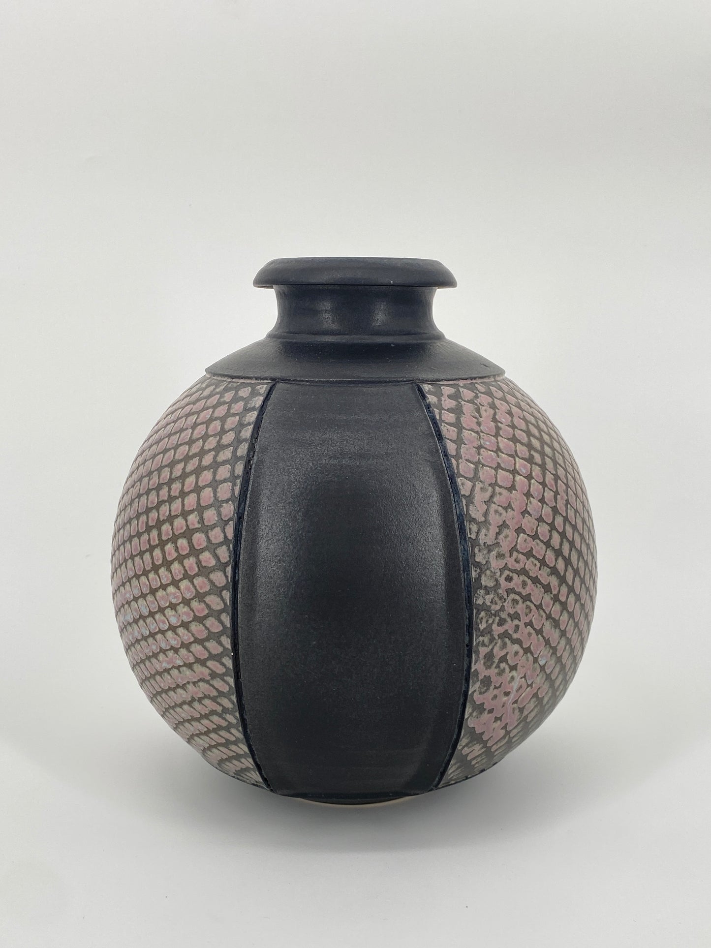 Bauchige Vase aus Keramik, Studiokeramik, unbekannte Bodenmarke