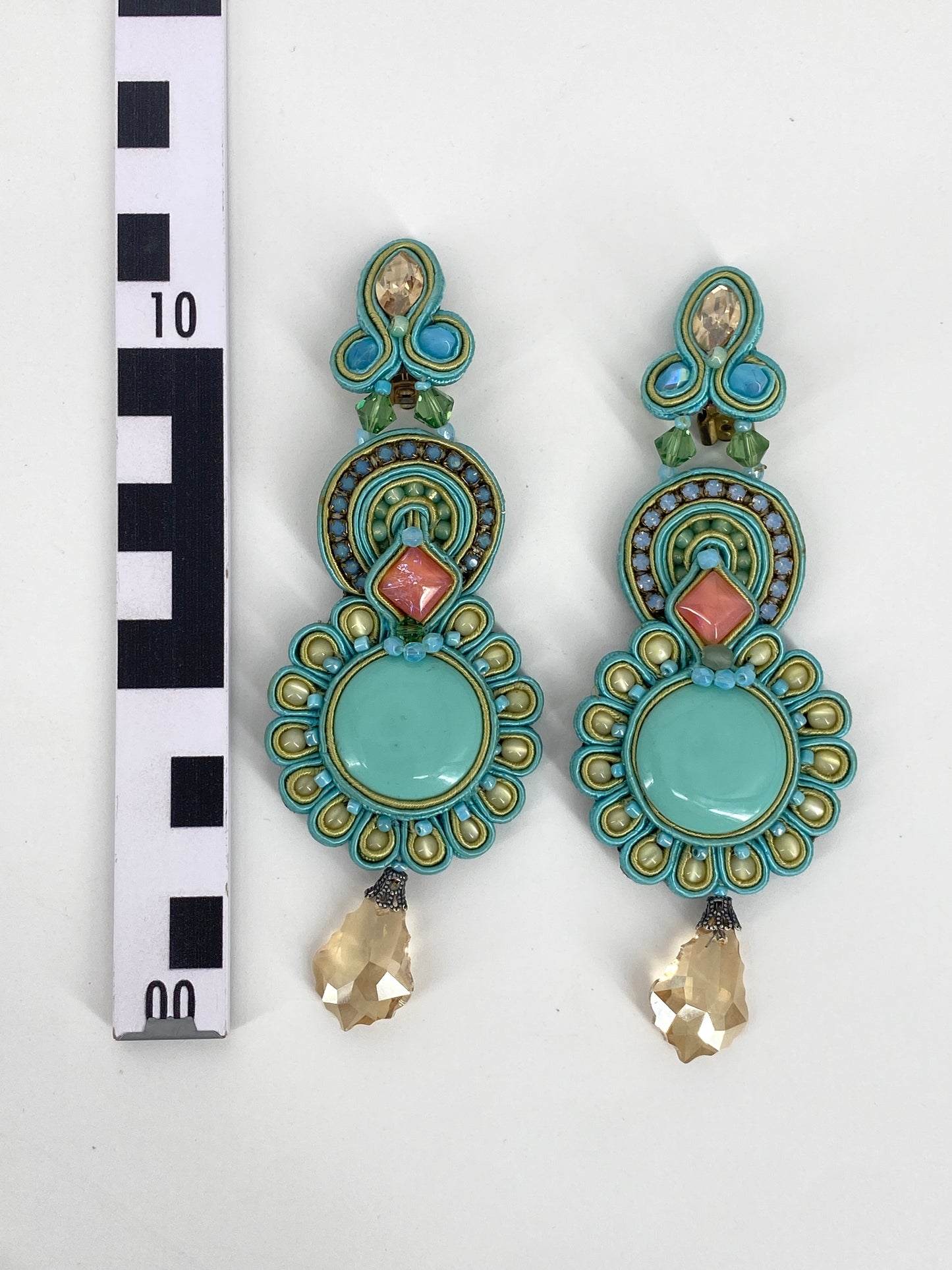 Clip Ohrringe "Celeste" von Dori Csengeri