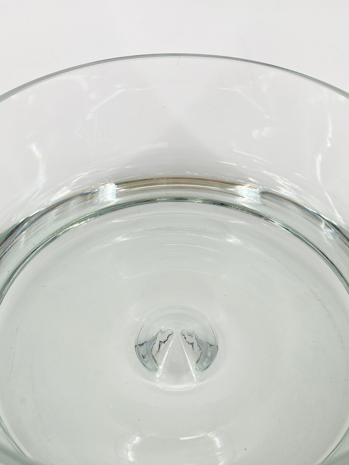 Große mundgeblasene Glasschale
