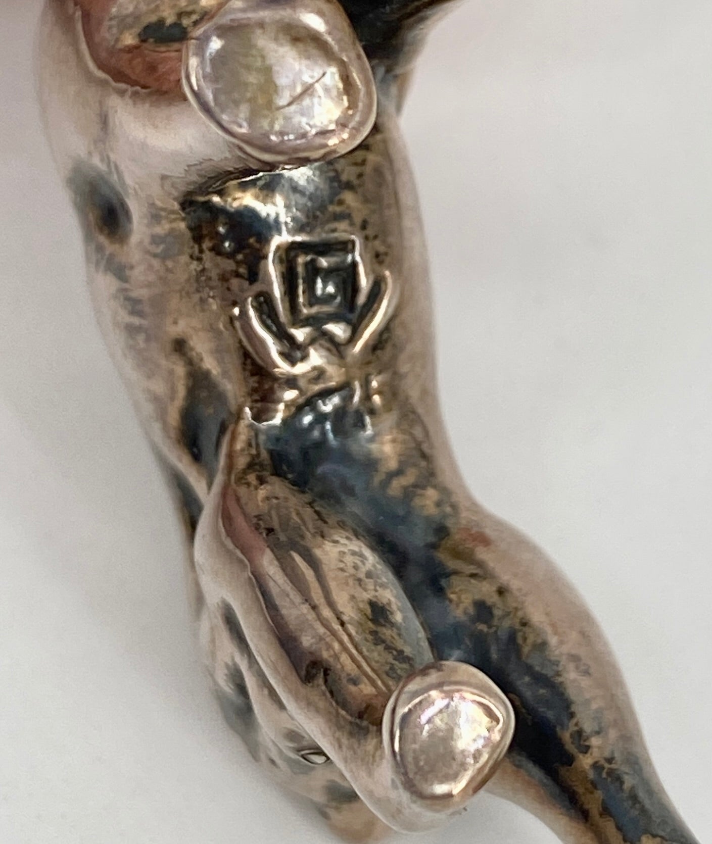 Anhänger in Form eines Boxers aus Sterling Silber, punziert