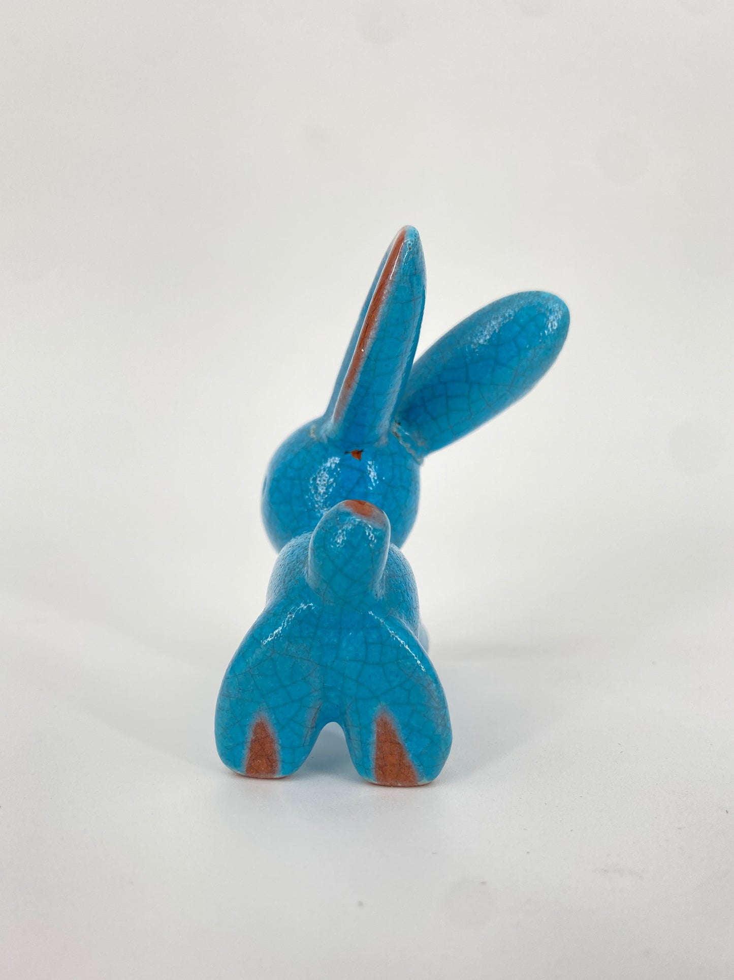 Zwei Tierfiguren von Walter Bosse aus Keramik, Karlsruher Majolika