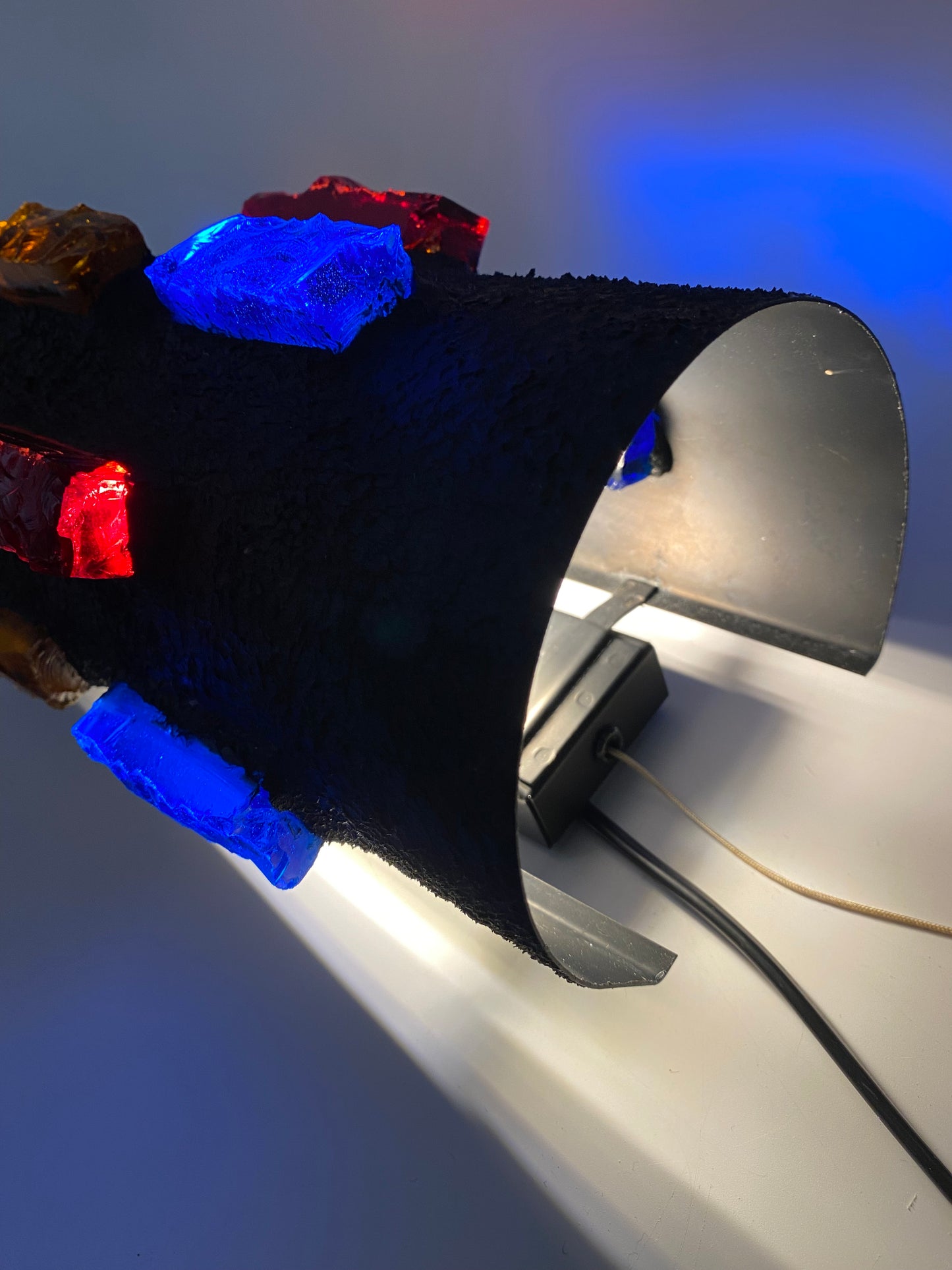 Wandlampe im postmodernen Design aus Glas und Metall, 1970er