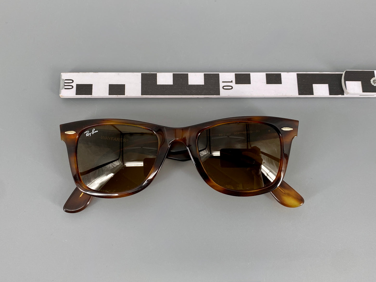 Wayfarer Sonnenbrille von Ray-Ban, Italien