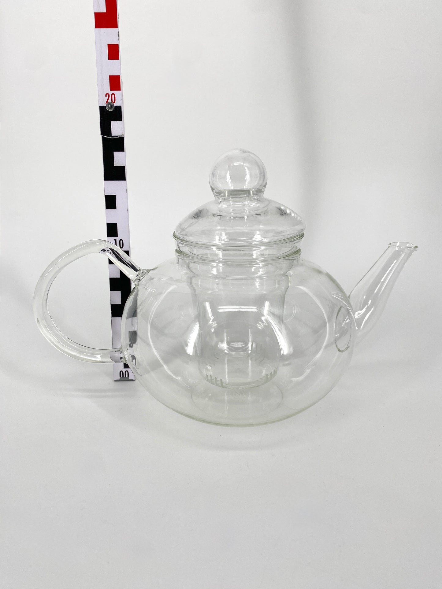 Teekanne Jenaer Glas von W. Wagenfeld, Deutschland