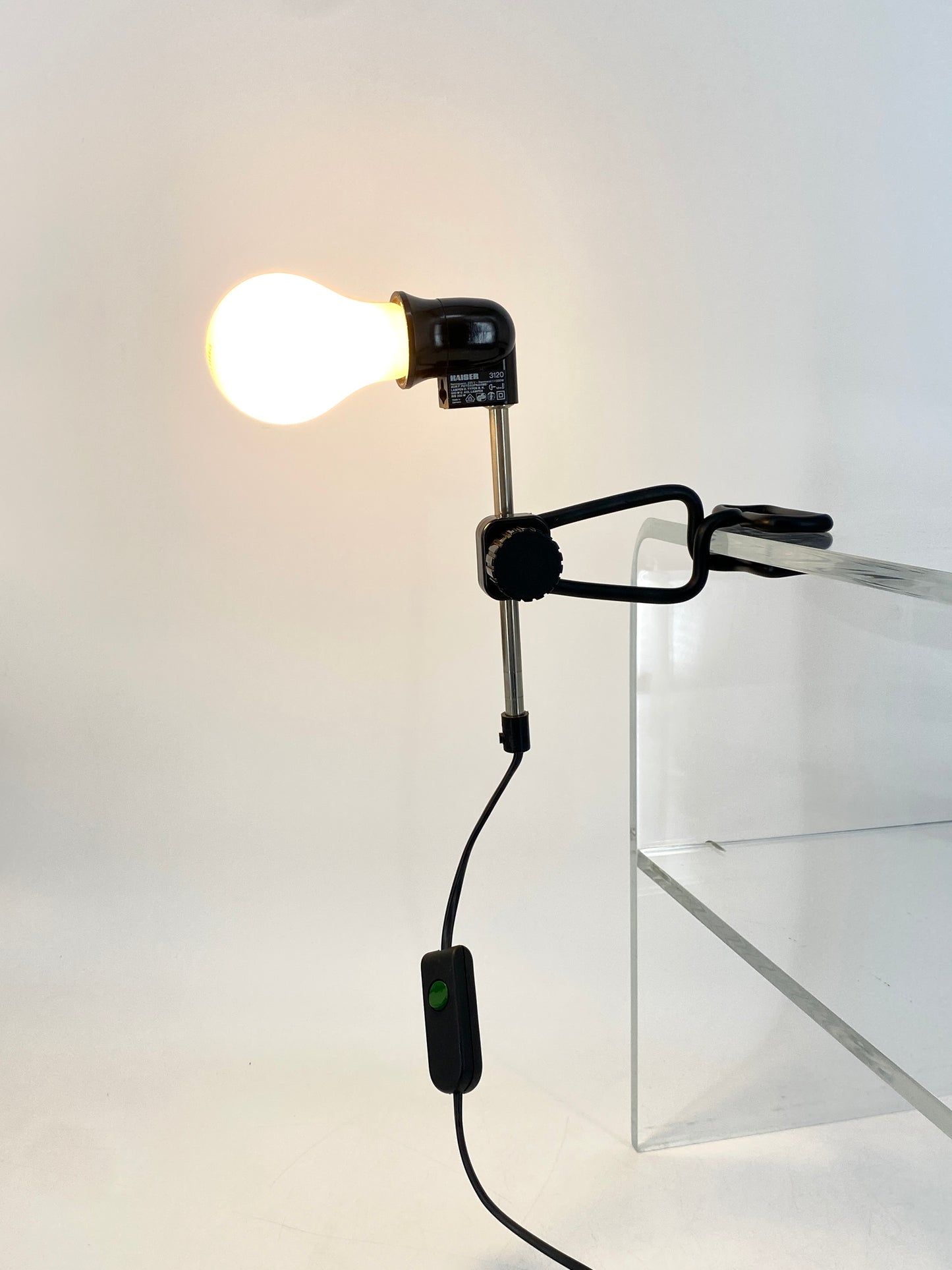 Arretier- und drehbare Klemmlampe "3120" von Kaiser Leuchten