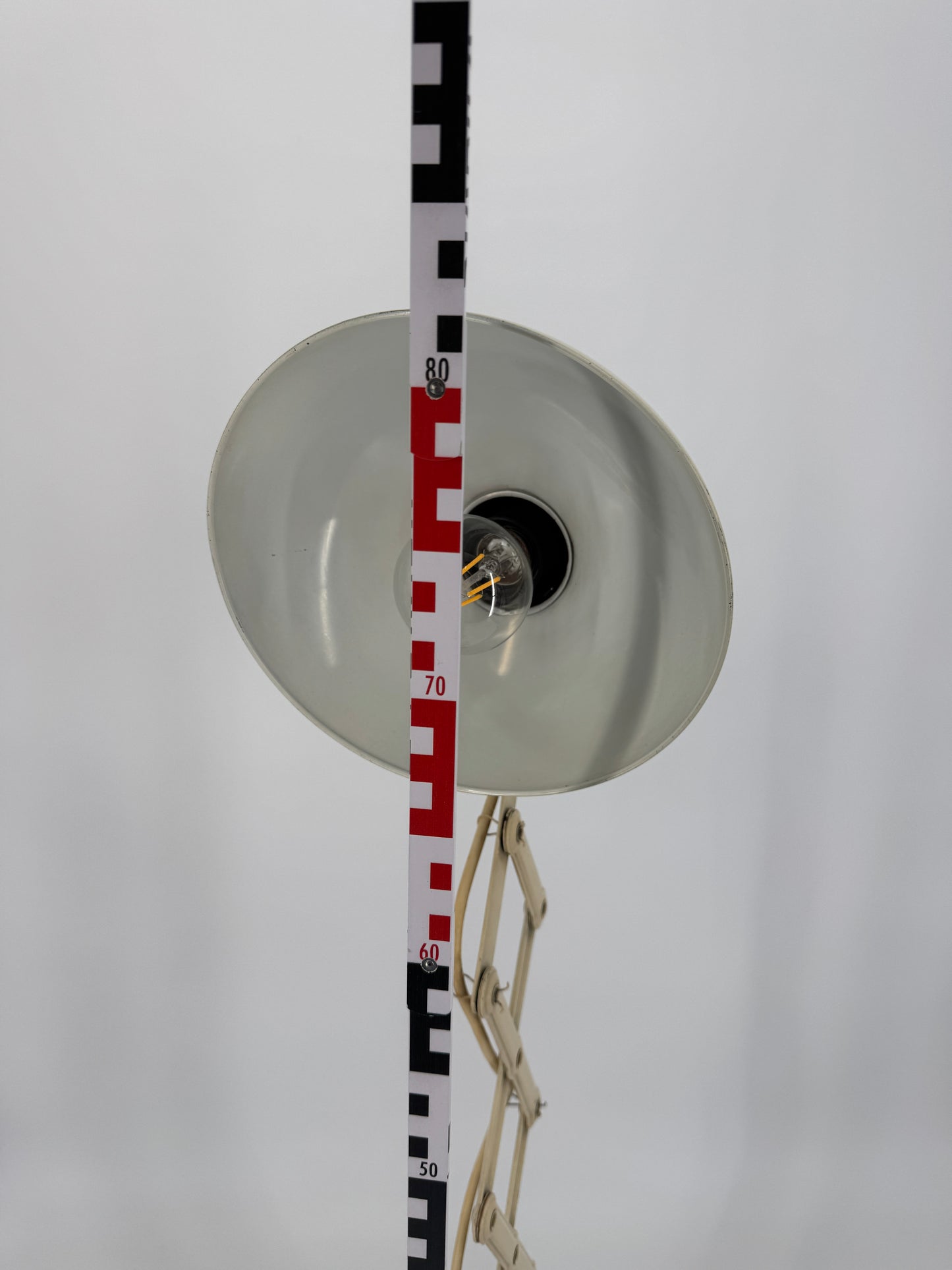 Kaiser Scherenlampe Bauhaus Modell 6718 Weiß