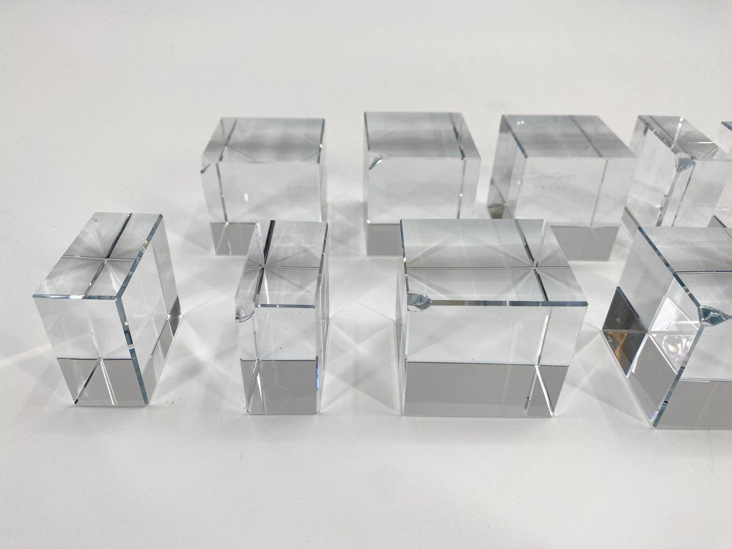 Kunstobjekt von Nendo (Oki Santo) für Gaia & Gino aus Swarovski Kristallglas, 2010