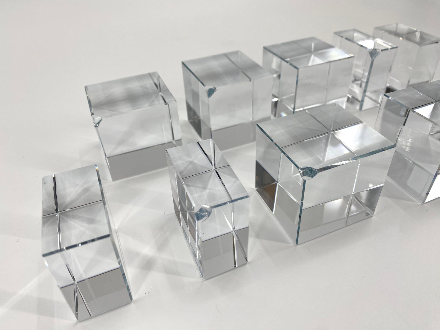 Kunstobjekt von Nendo (Oki Santo) für Gaia & Gino aus Swarovski Kristallglas, 2010