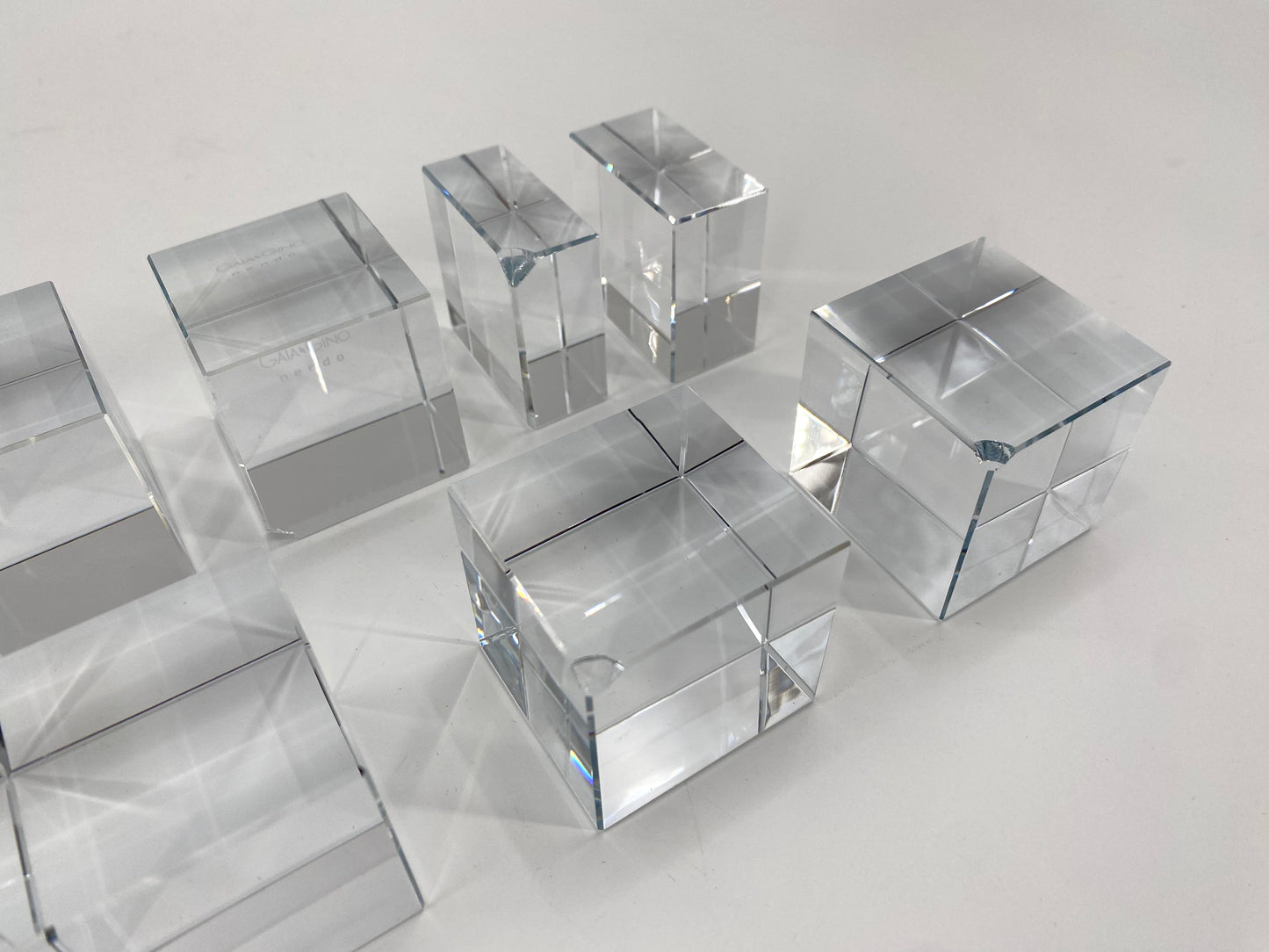 Kunstobjekt von Nendo (Oki Santo) für Gaia & Gino aus Swarovski Kristallglas, 2010