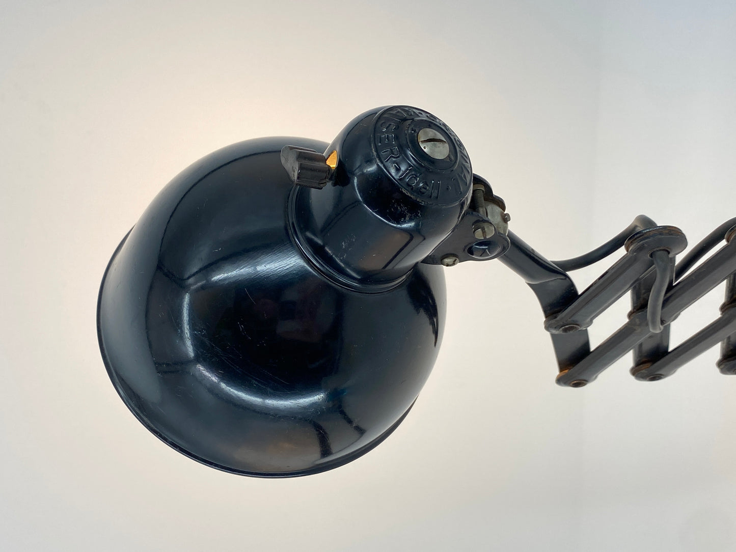 Wandlampe / Scherenlampe "6718-W" von Fritz Hansen für Kaiser Idell, 30/40er