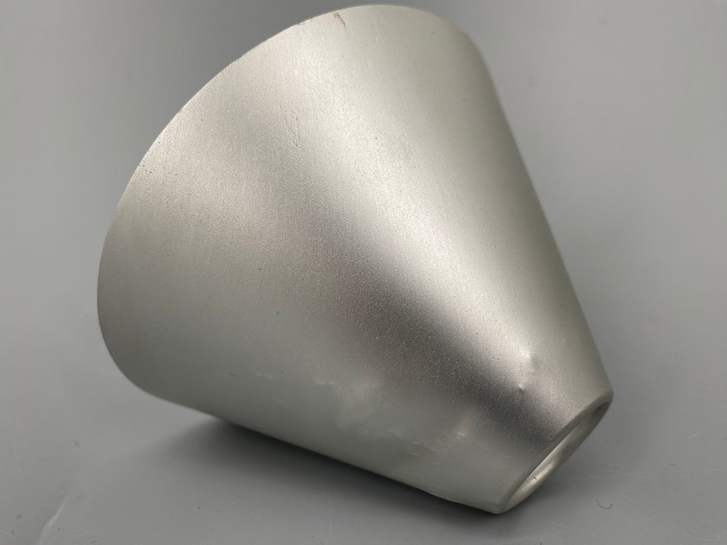 Tischlampe "GIRA" entworfen von Josep Maria Massana und Josep Maria Tremoleda für Mobles 114, Barcelona, Spanien