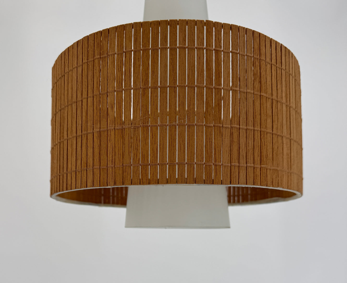 Pendelleuchte dänisches Design Teakholz