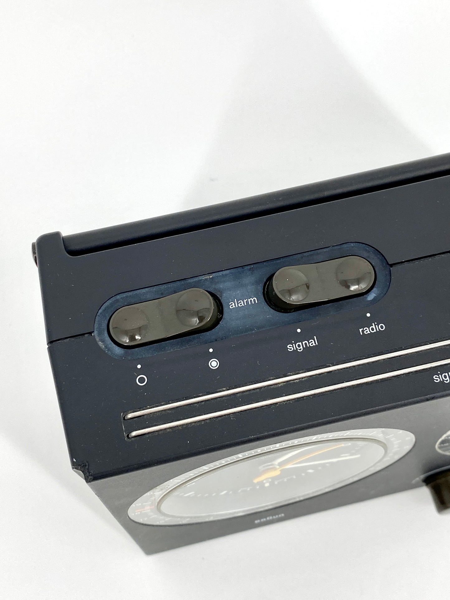 Tischuhr mit Radio und Wecker von Dieter Rams für BRAUN, Deutschland