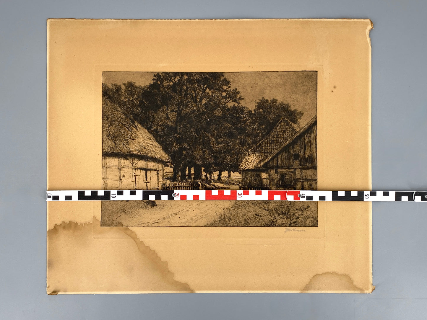 Handsignierte Radierung "Genreszene mit Landhaus / Bauernhof" von Anna Feldhusen (1867–1951)