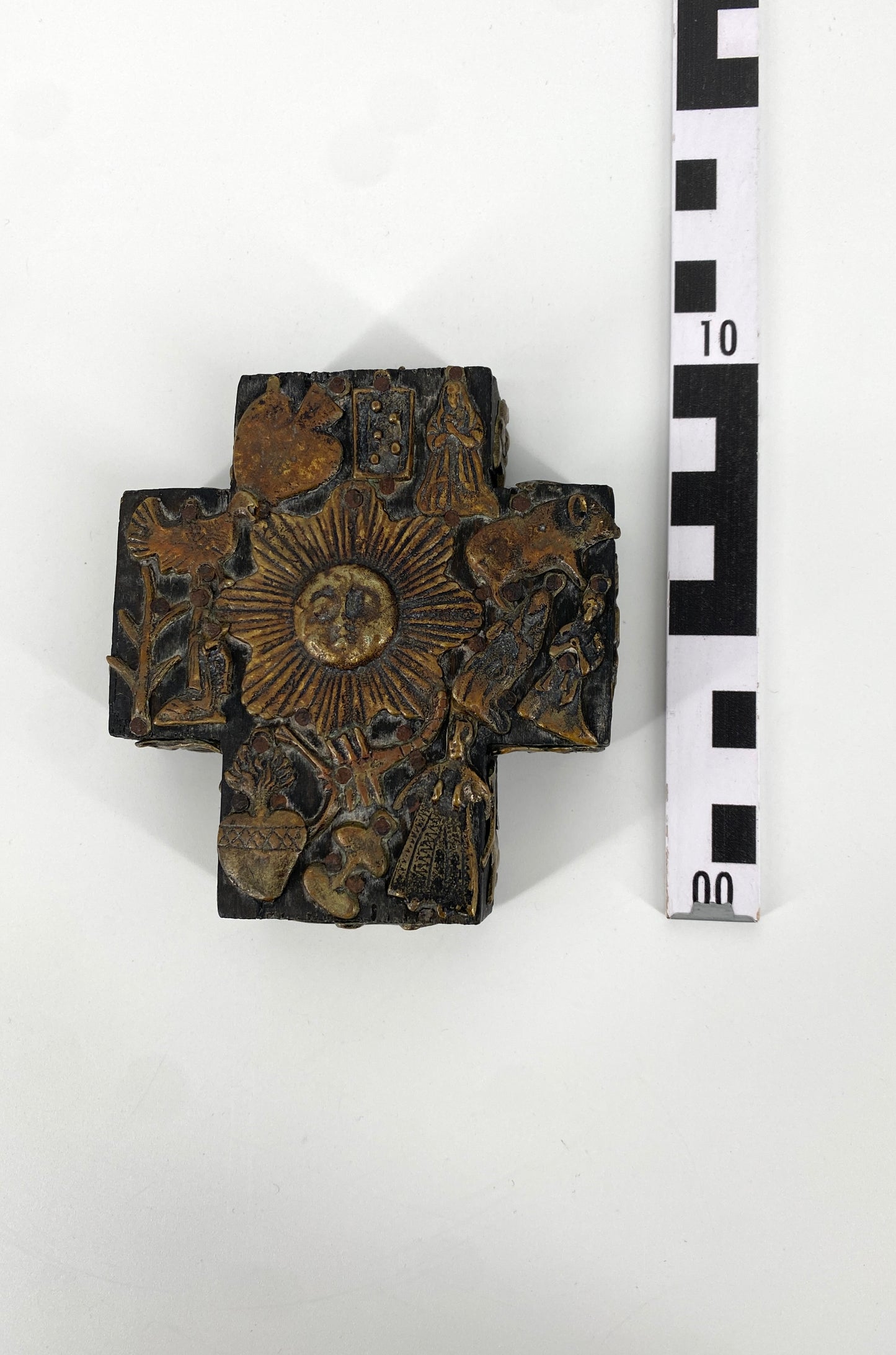 Milagro Holz Kreuz von Estela Ogazon, Mexiko, 90er