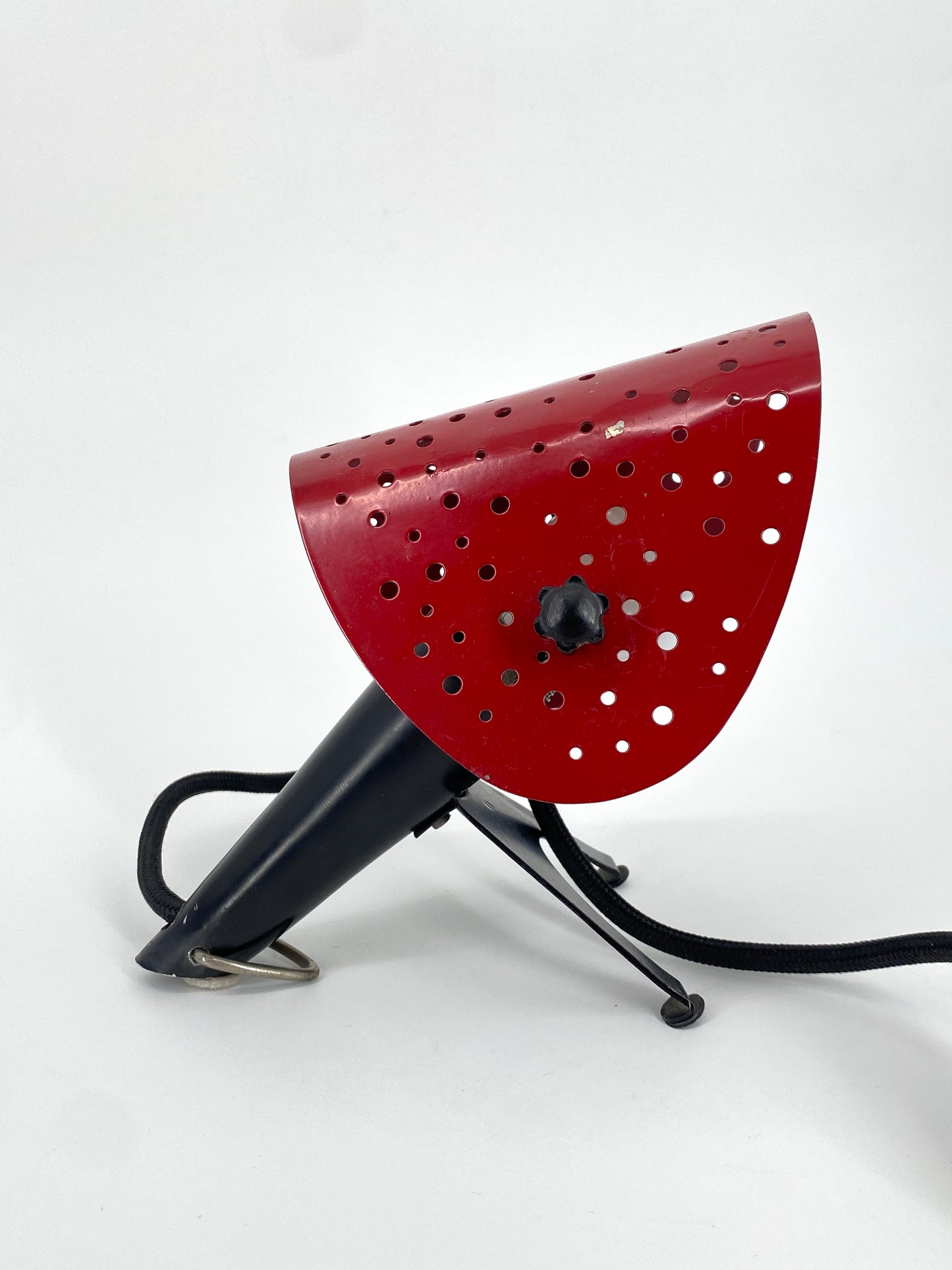 Tischlampe mit perforiertem Schirm von Ernest Igl für Hillebrand, 50er