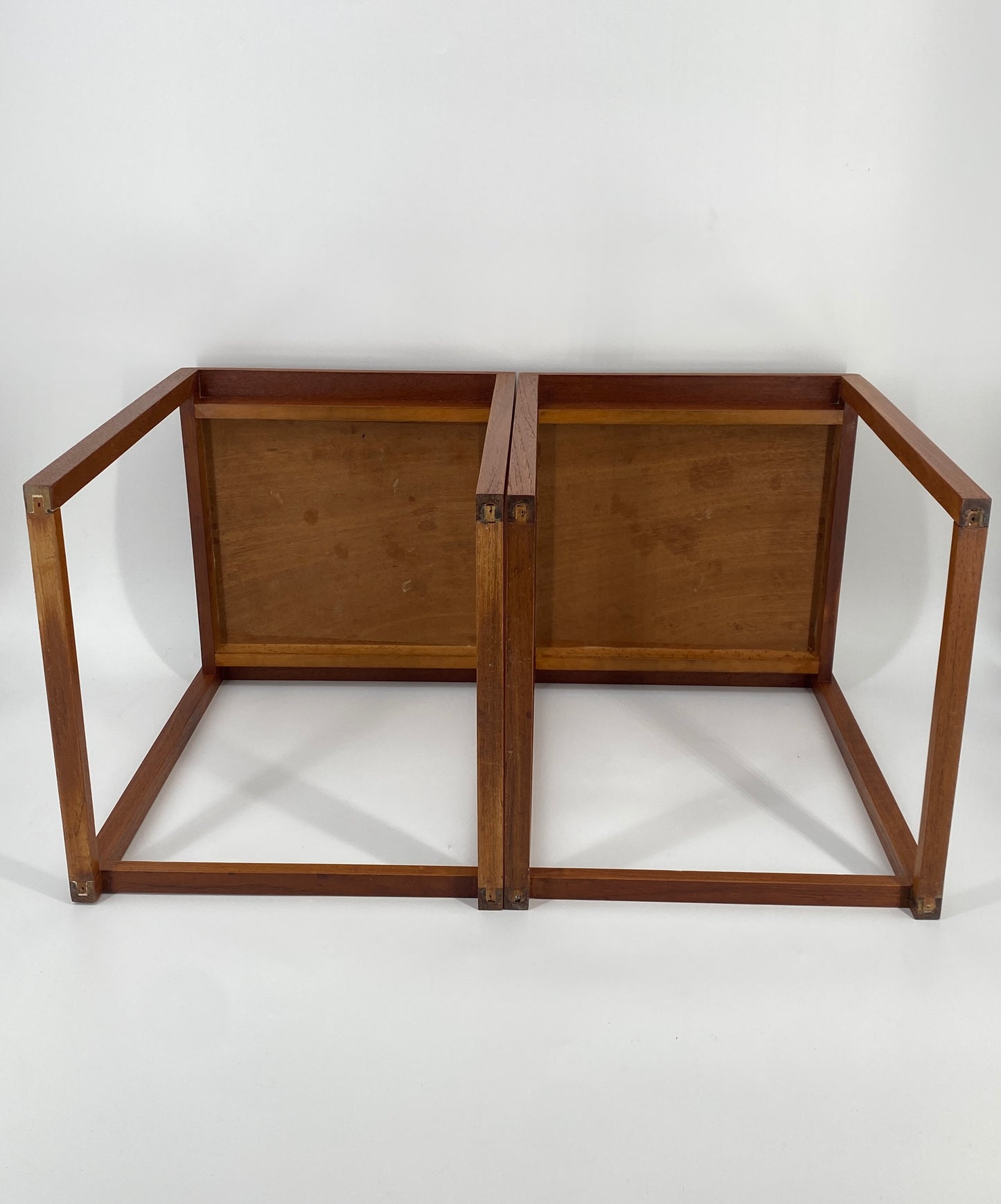 Satztische aus Teakholz gradliniges schlichtes Design, Mid Century