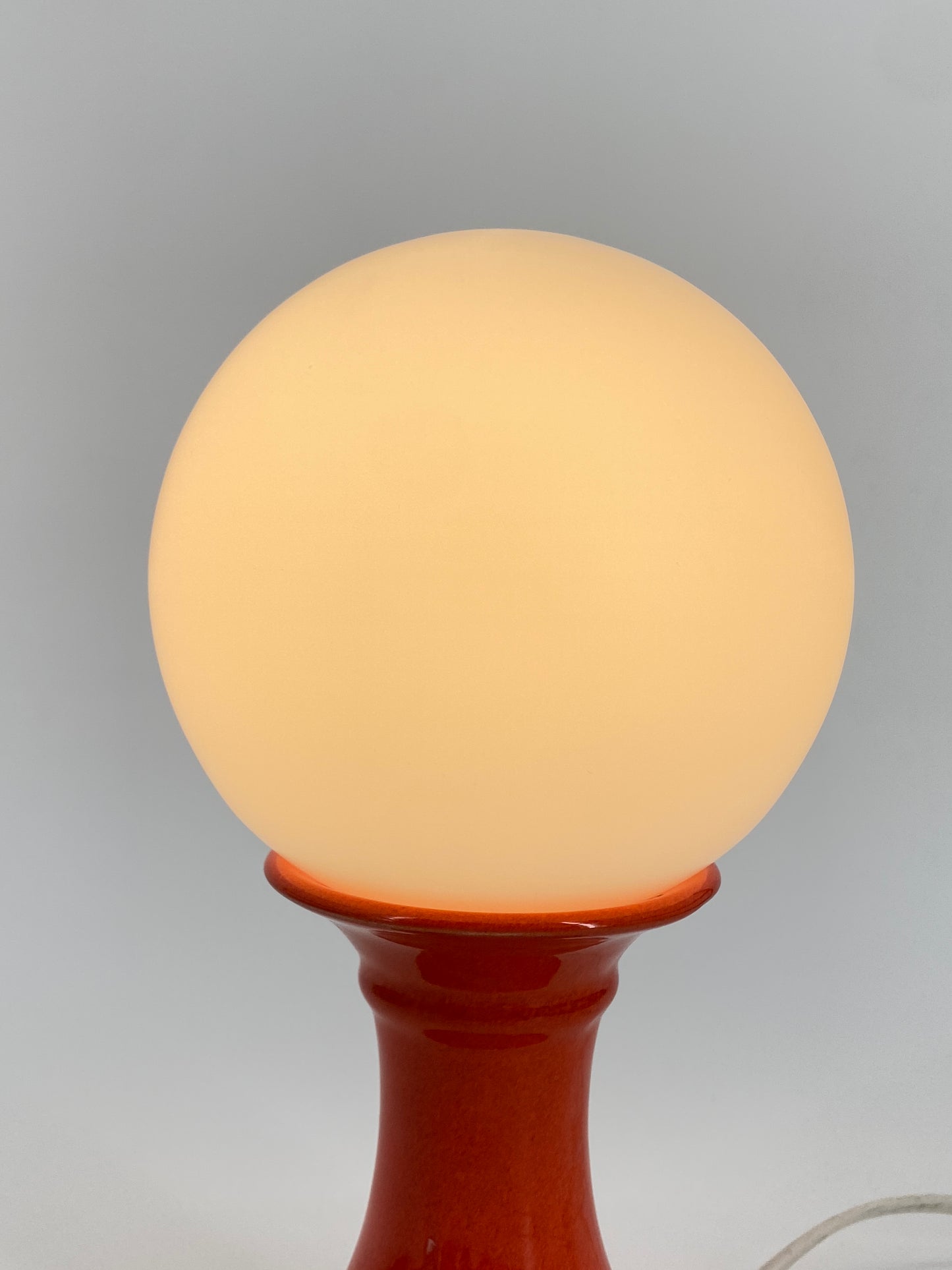 Tischlampe Opal Kugel von Hutschenreuther, 1970er Jahre, Keramik