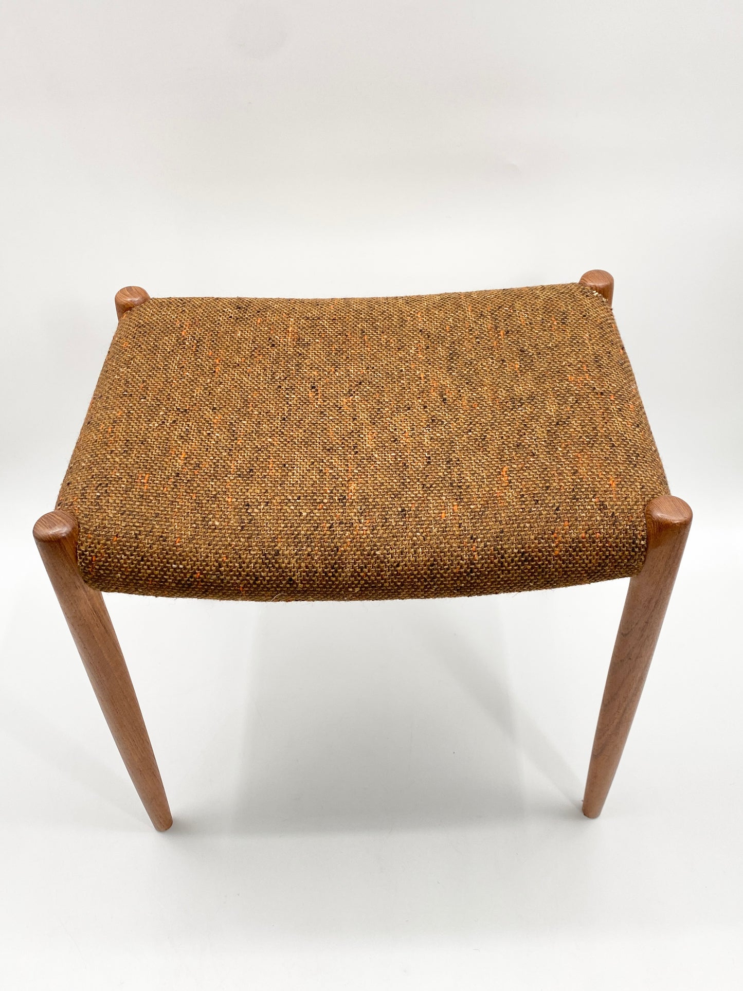Hocker aus Teak von Niels Møller, 1963
