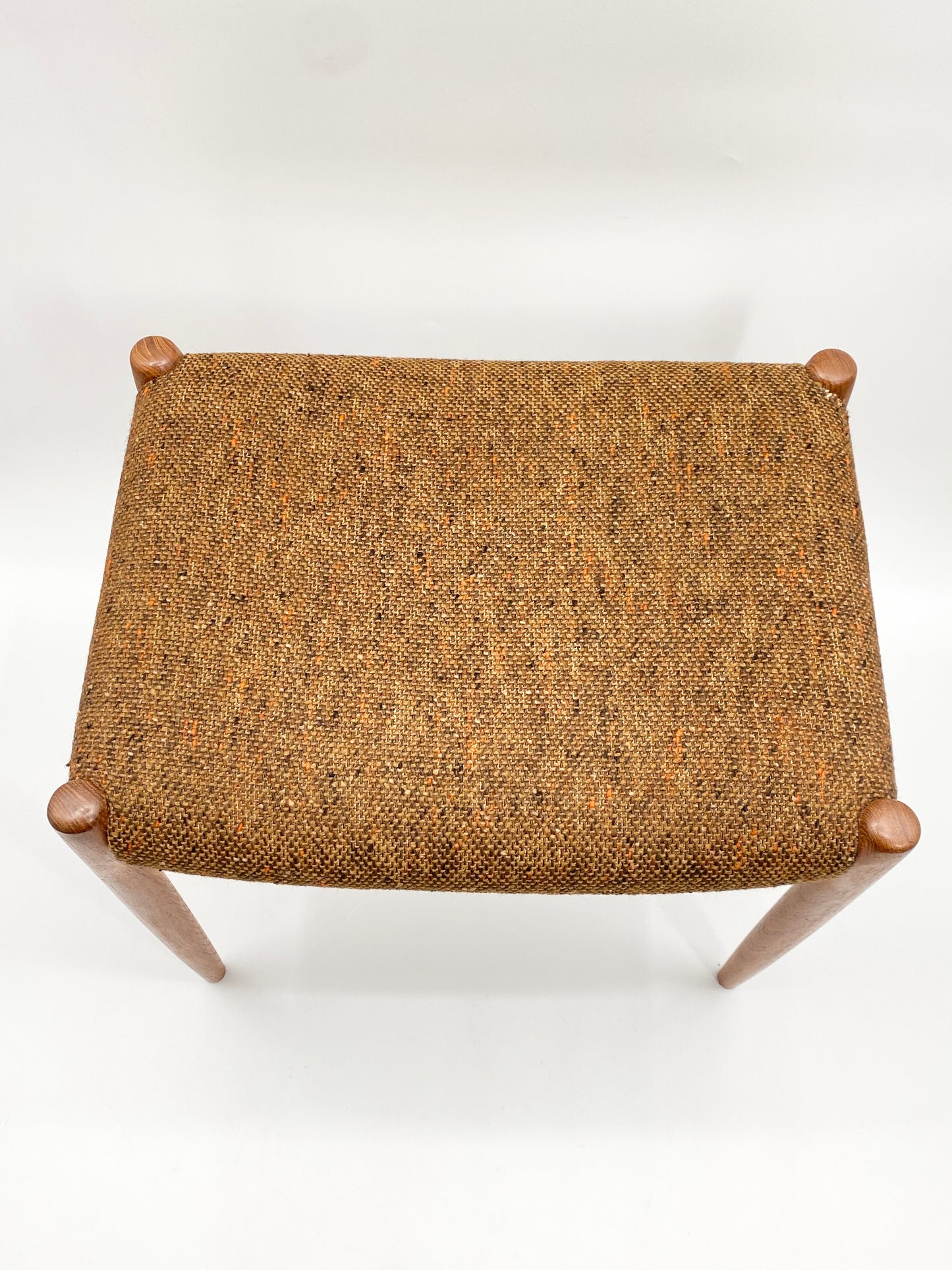 Hocker aus Teak von Niels Møller, 1963