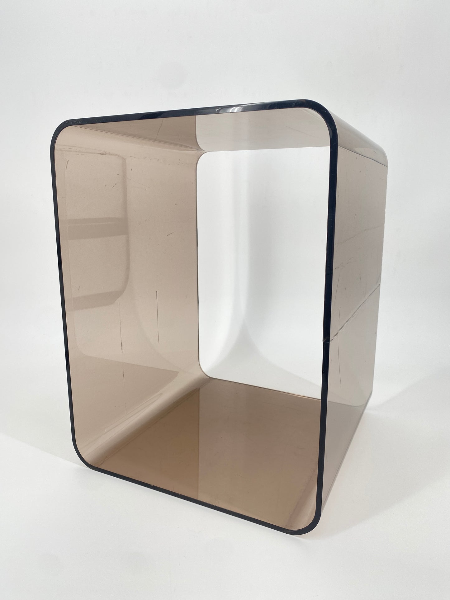 Plexiglas Beistelltisch von Michel Dumas für Roche Bobois