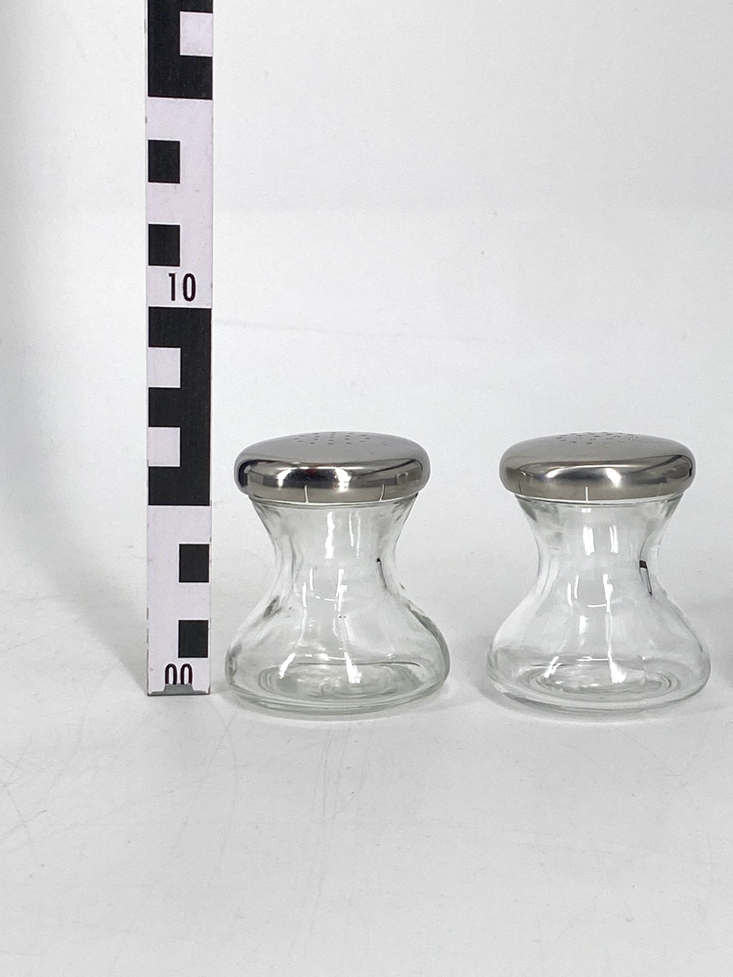 2 kleine Streuer von Wilhelm Wagenfeld für WMF, Deutschland, 1950er