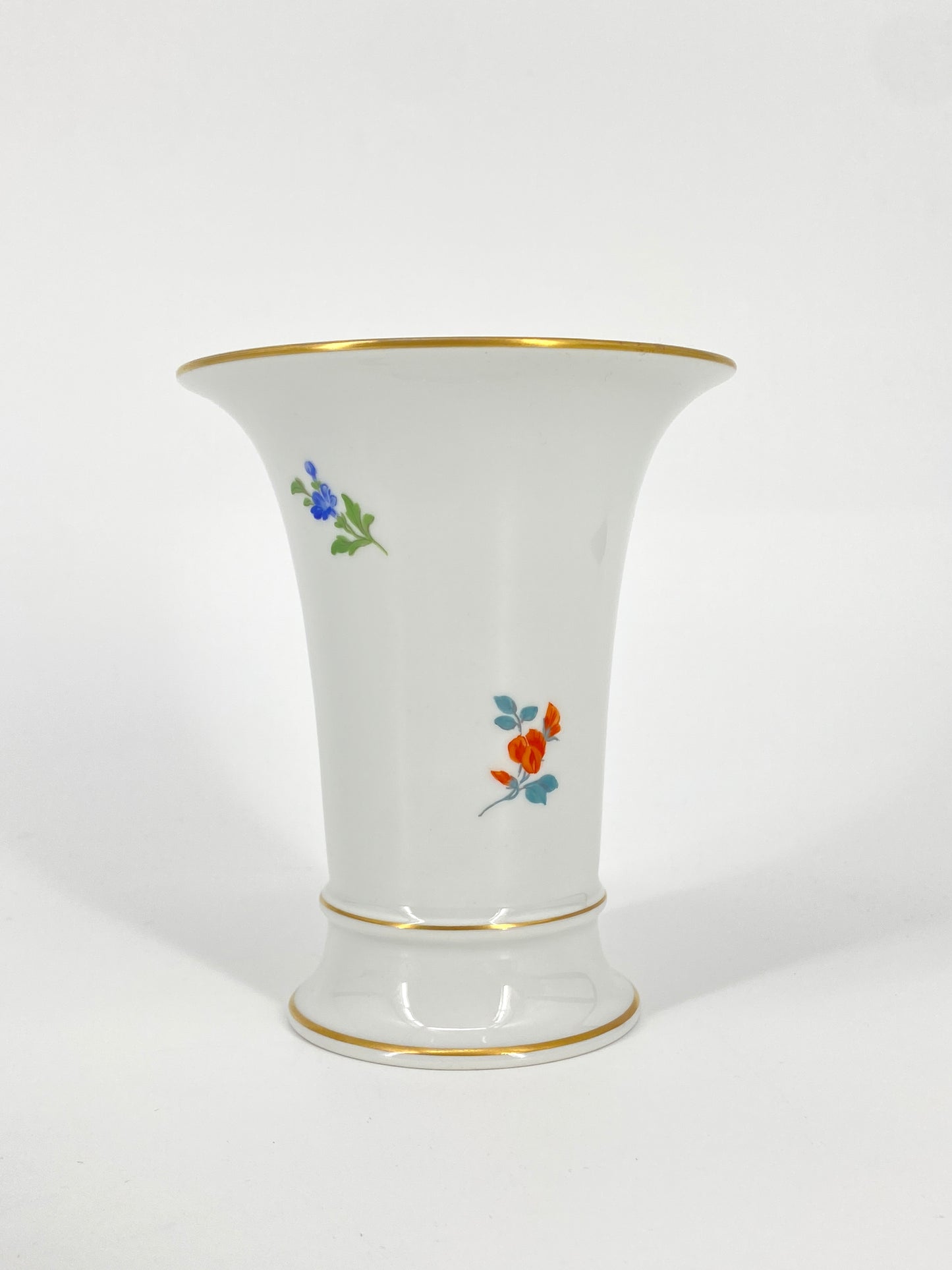 Trompetenvase mit Blumendekor von Meissen