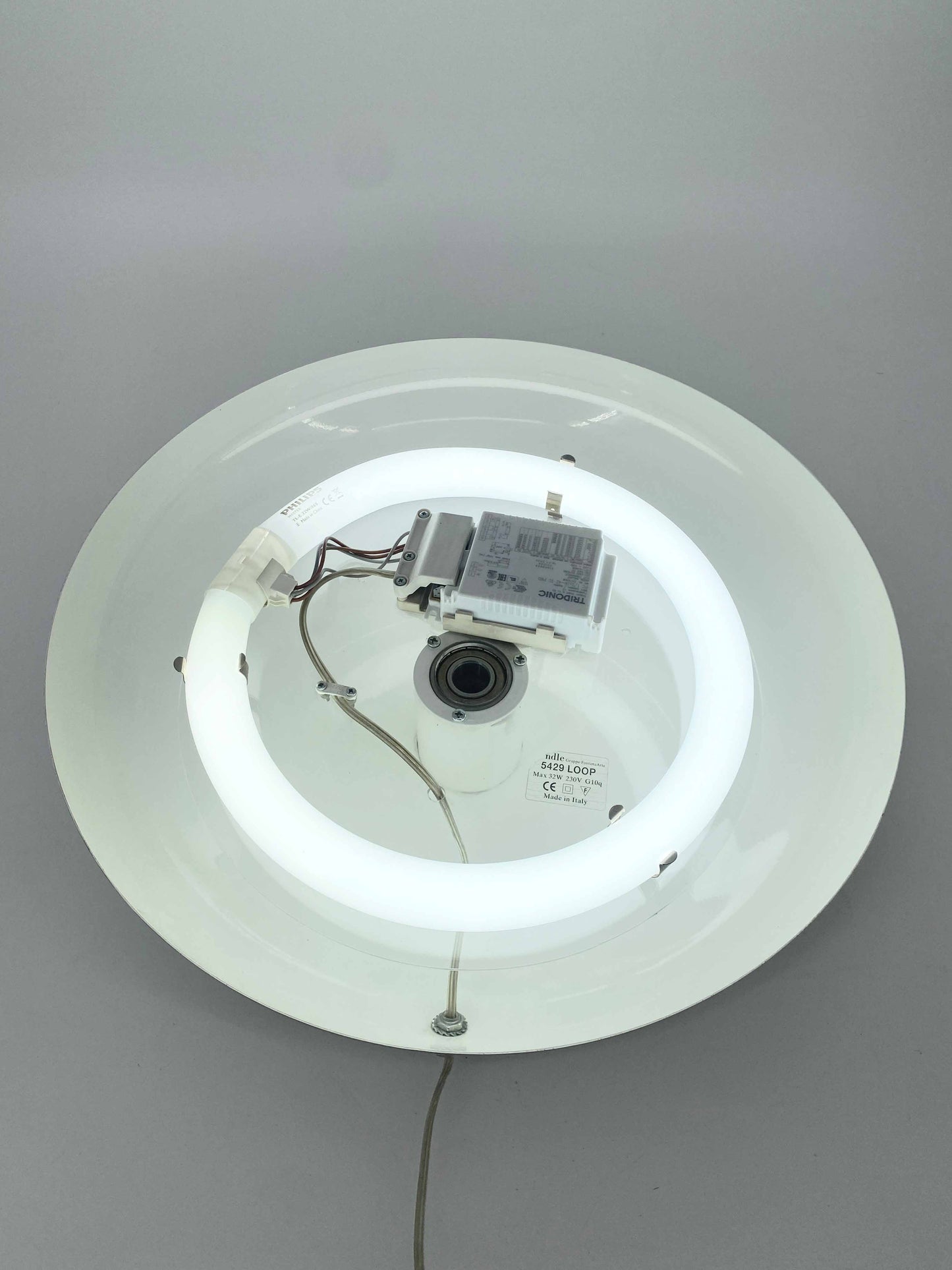 Tischlampe "Loop" von Voon Wong & Benson Saw für Fontana Arte, 2003