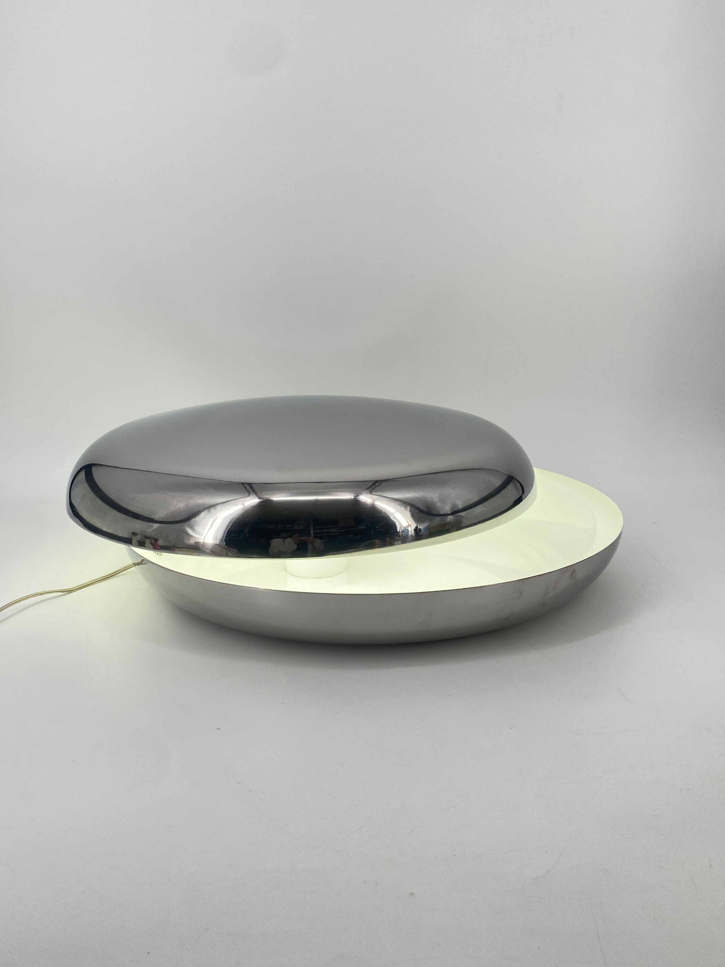 Tischlampe "Loop" von Voon Wong & Benson Saw für Fontana Arte, 2003