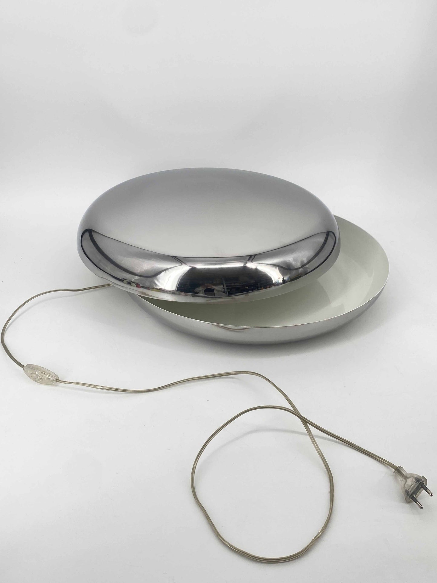 Tischlampe "Loop" von Voon Wong & Benson Saw für Fontana Arte, 2003