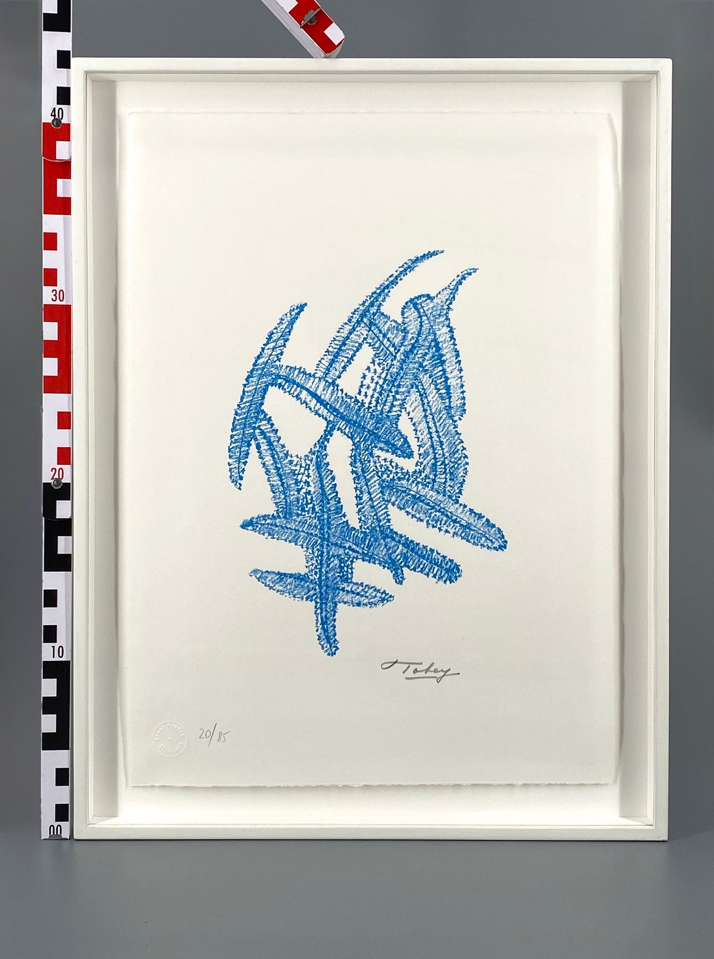 Farblithografie "Komposition in Blau" von Mark Tobey (1890–1976), Edition Erker, St. Gallen, 1972