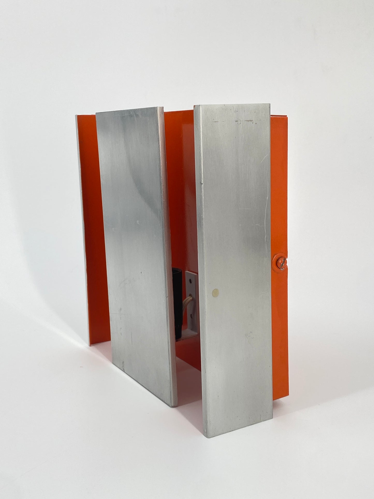 Wandlampe im Stil von Staff, Space Age, 1970er Jahre, Orange, Aluminium
