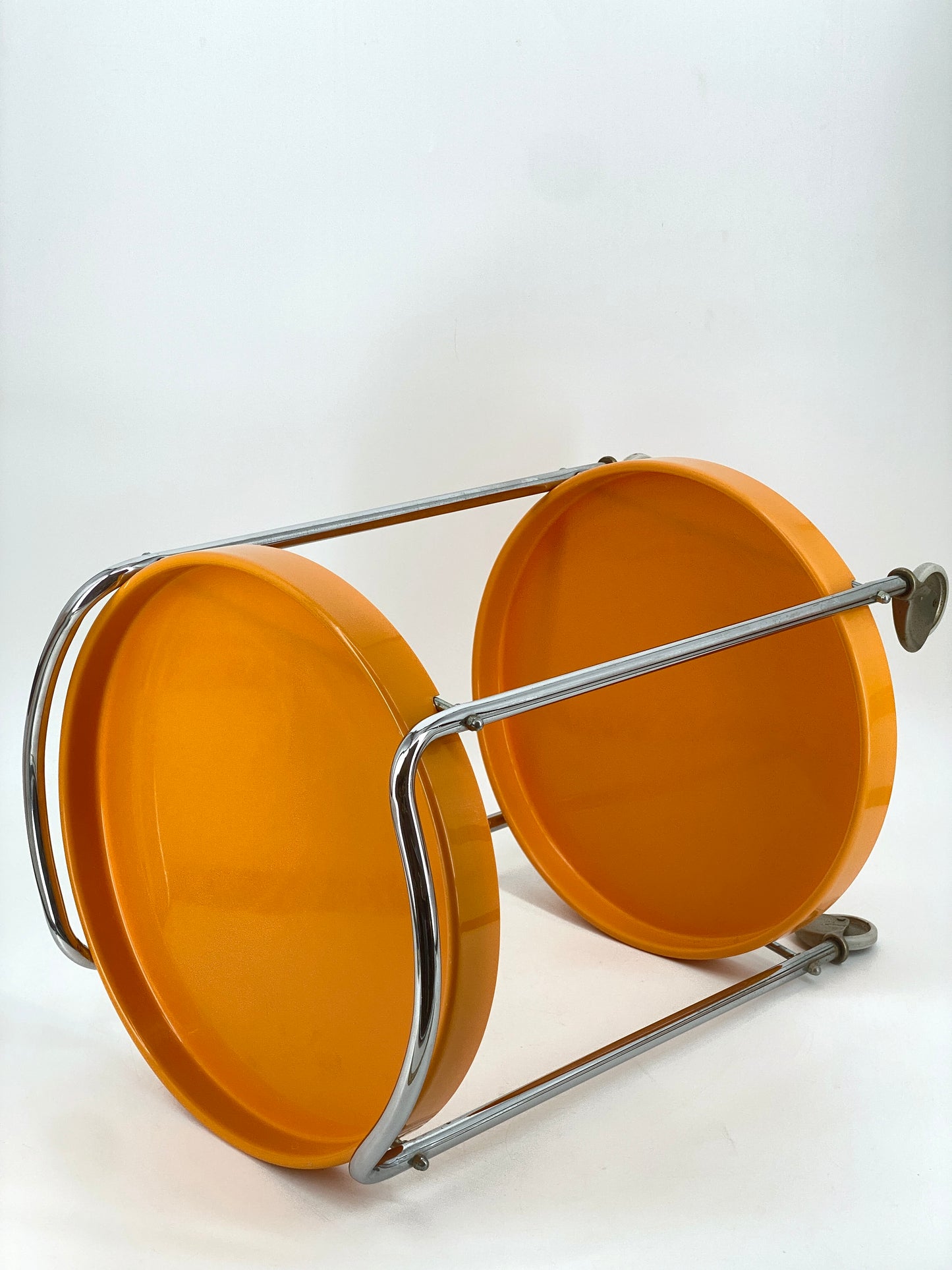Servierwagen orange mit herausnehmbaren Tabletts, ikonisches Design, 1970er