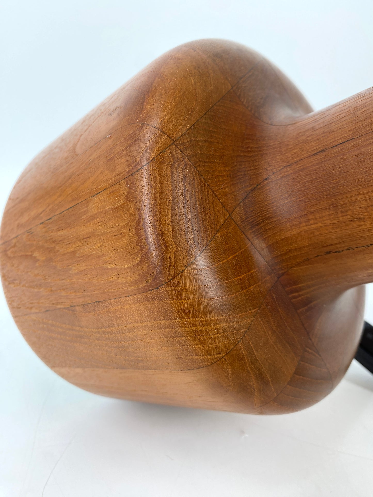 Tischlampe aus Teak, 60er