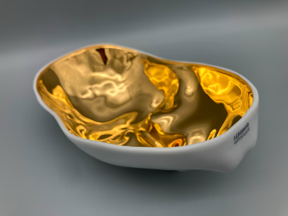 Porzellanschale "Baba" von Alim Pasht-Han für Anthologie Quartett, 2006