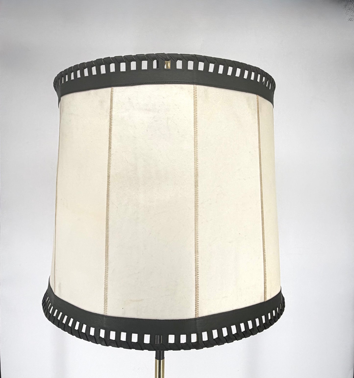 Seltene Mid Century Design Stehlampe von Charlotte Wawer Leuchten, mit Leder bezogen, Deutschland 1950er