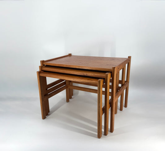 3 Satztische aus Teakholz, Mid Century Design 1960er