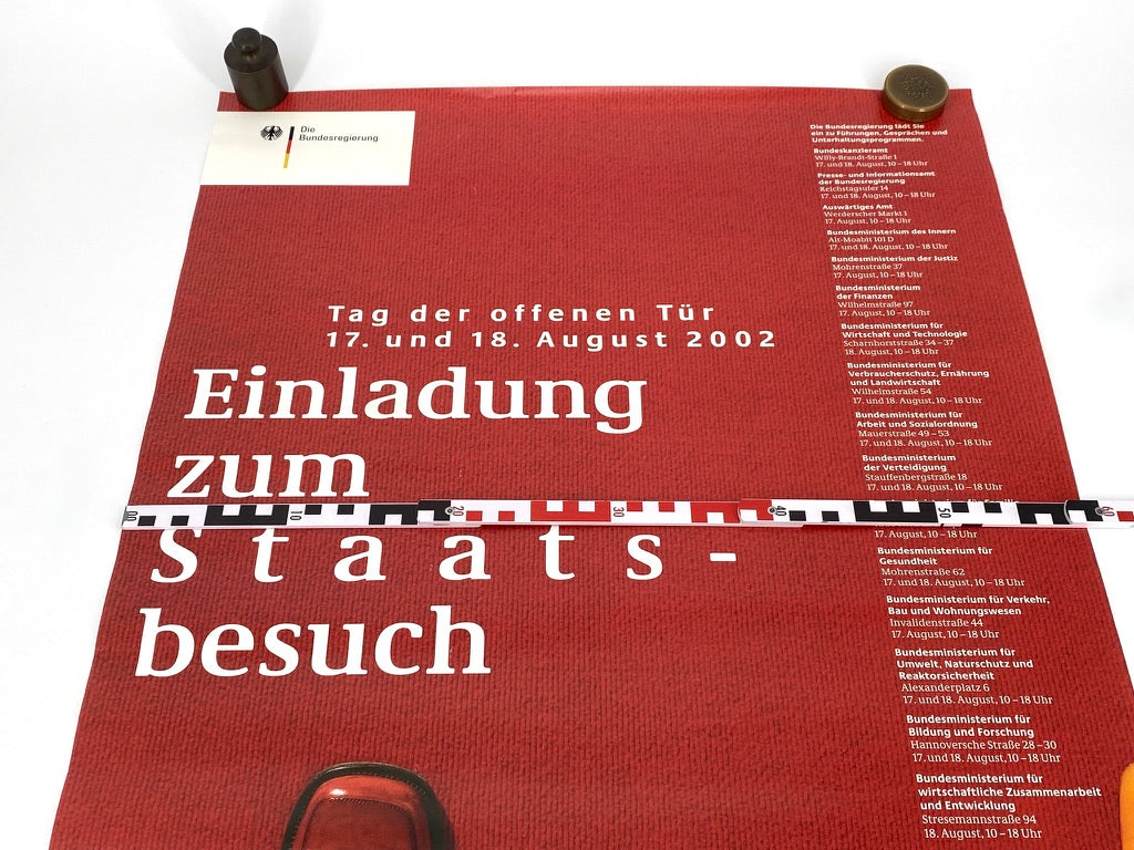 Plakat der Bundesregierung zum "Tag der offenen Tür"Berlin, Deutschland 2002