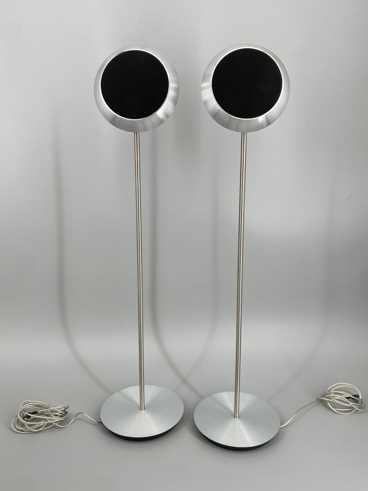 Hochwertiges Soundsystem bestehend aus BeoCenter 2 und BeoLab 14 von Bang und Olufsen, Dänemark