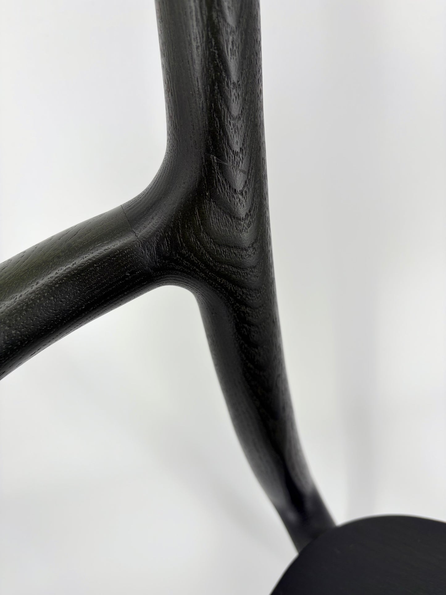 BRANCA Armlehnenstuhl aus Eschenholz- zeitgenössisches Design von Sam Hecht und Kim Collin für Mattiazzi, Italien 2010er