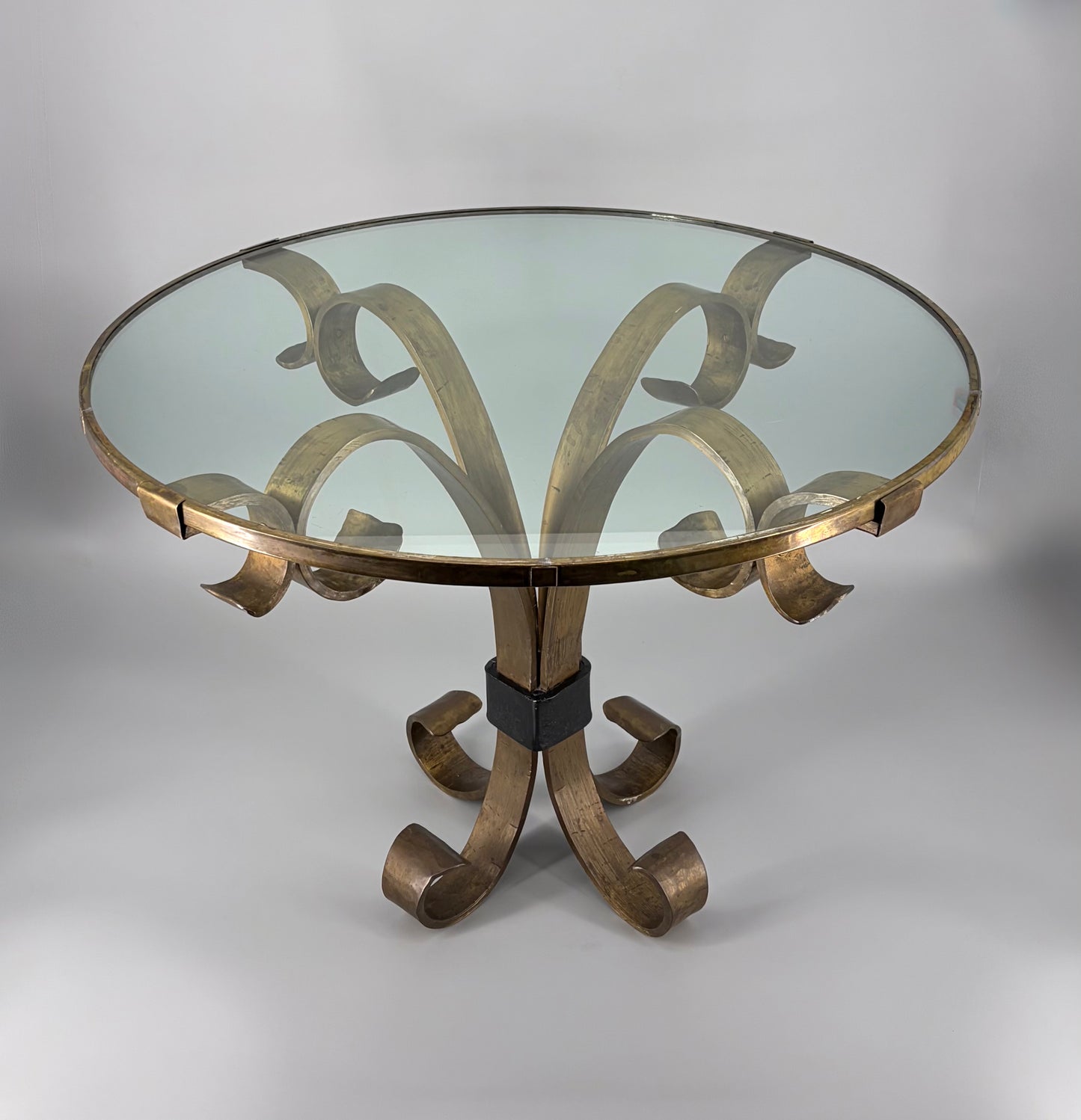 Massiver Messing-Couchtisch im Hollywood Regency Stil, 1960er