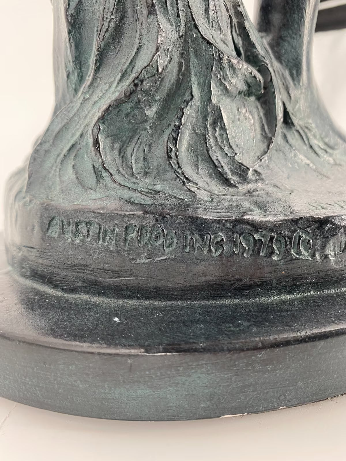 Skulptur "Sultry Awakening" von Klara Sever, 1979