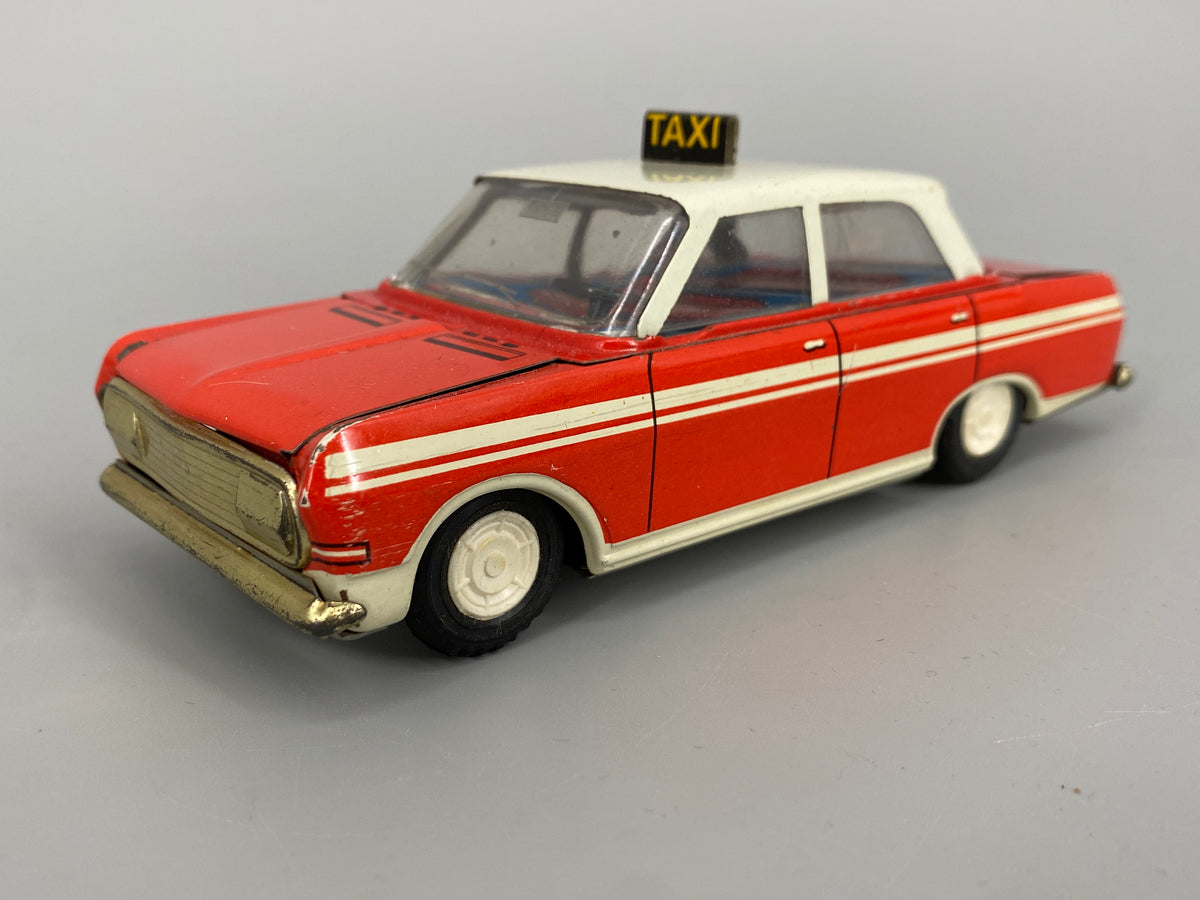 3 Modellautos, Skoda, Opel Rekord, Opel Caravan aus West/Ostdeutschland um 1960