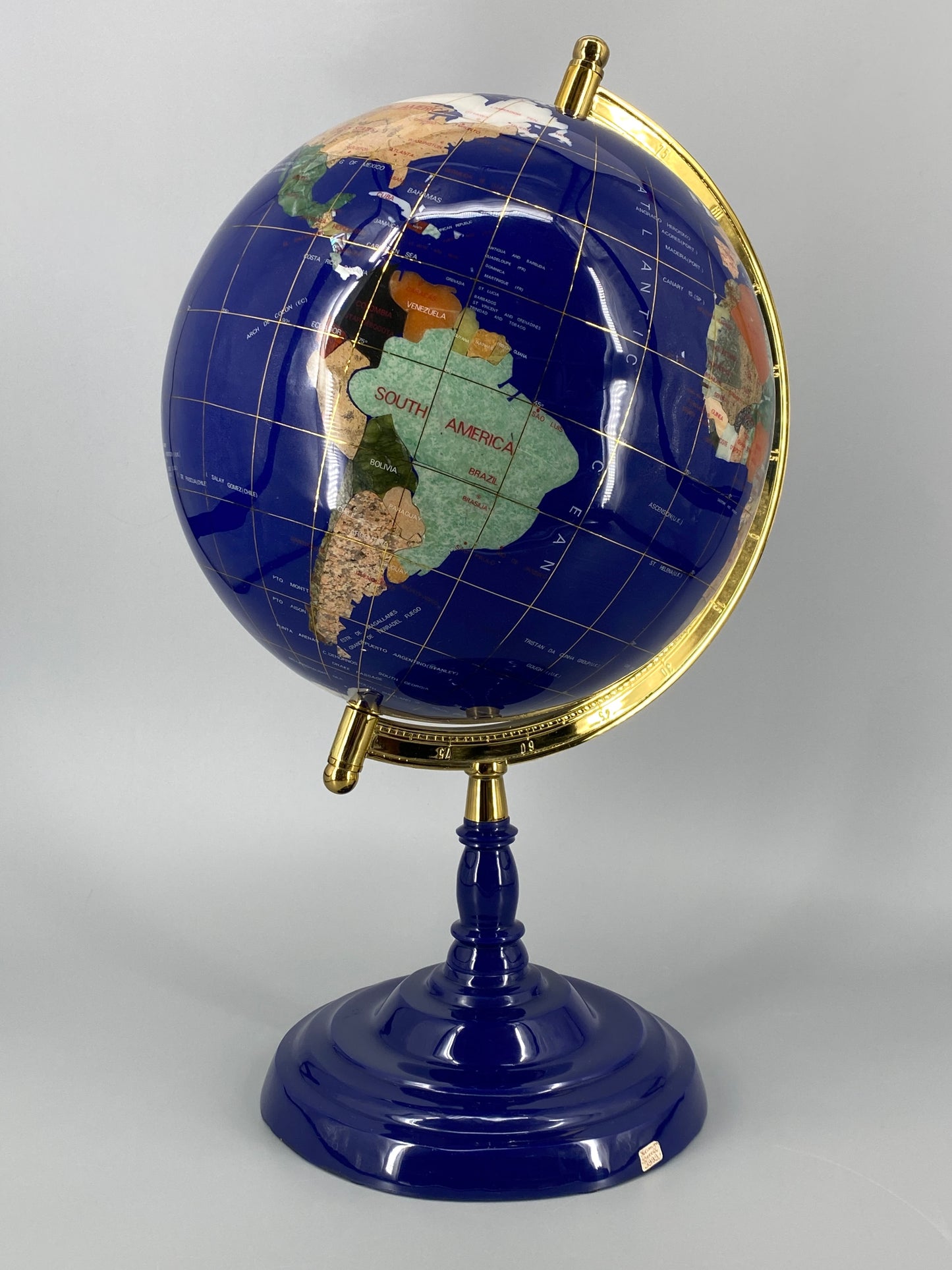 Große, imposante Weltkugel Globus mit Ländern aus eingelegten Halbedelsteinen und Perlmutt, 1990er